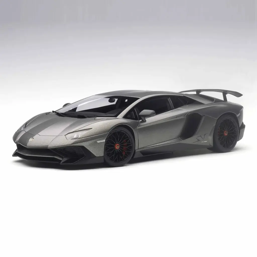 Lamborghini Aventador LP750-4 SV 2015 Titan Grey 1/18